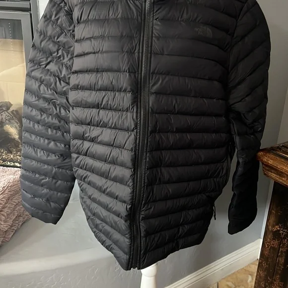 The north face men’s puffer jacket